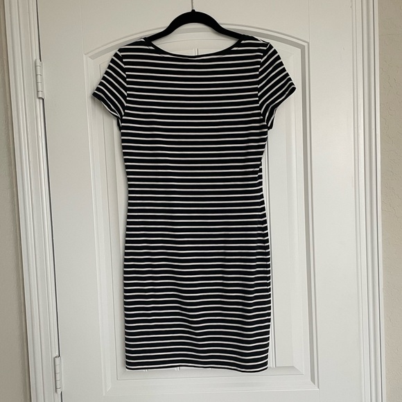 H&M Basic Blue/White Striped Dress - Picture 2 of 4